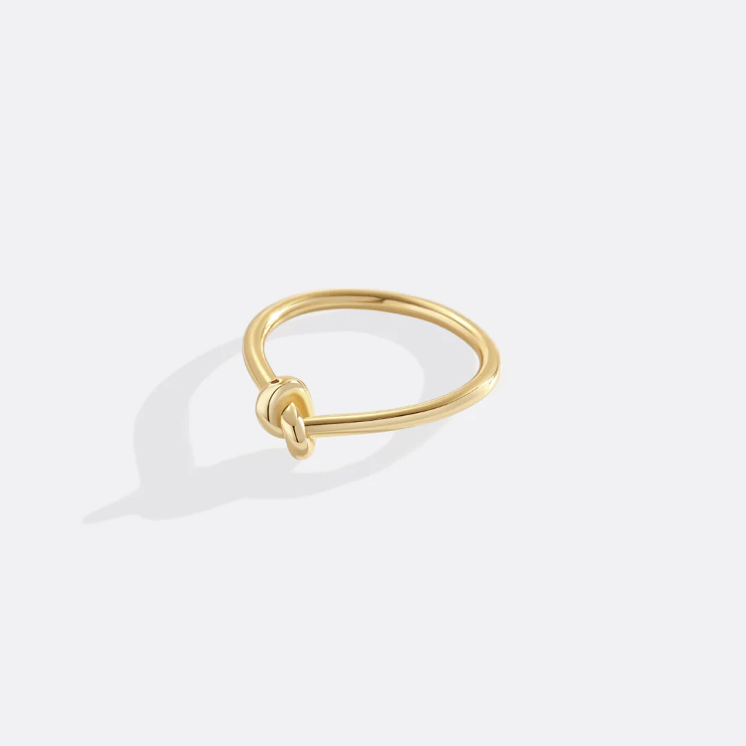 Classic Gold Knot Ring - Image 8