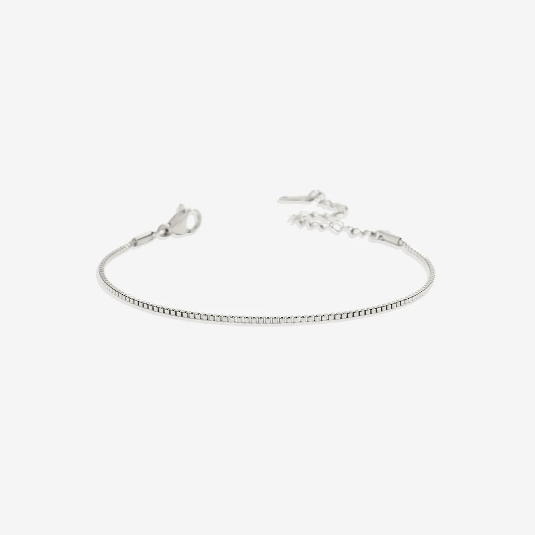 Essential Box Chain Bracelet - Image 8