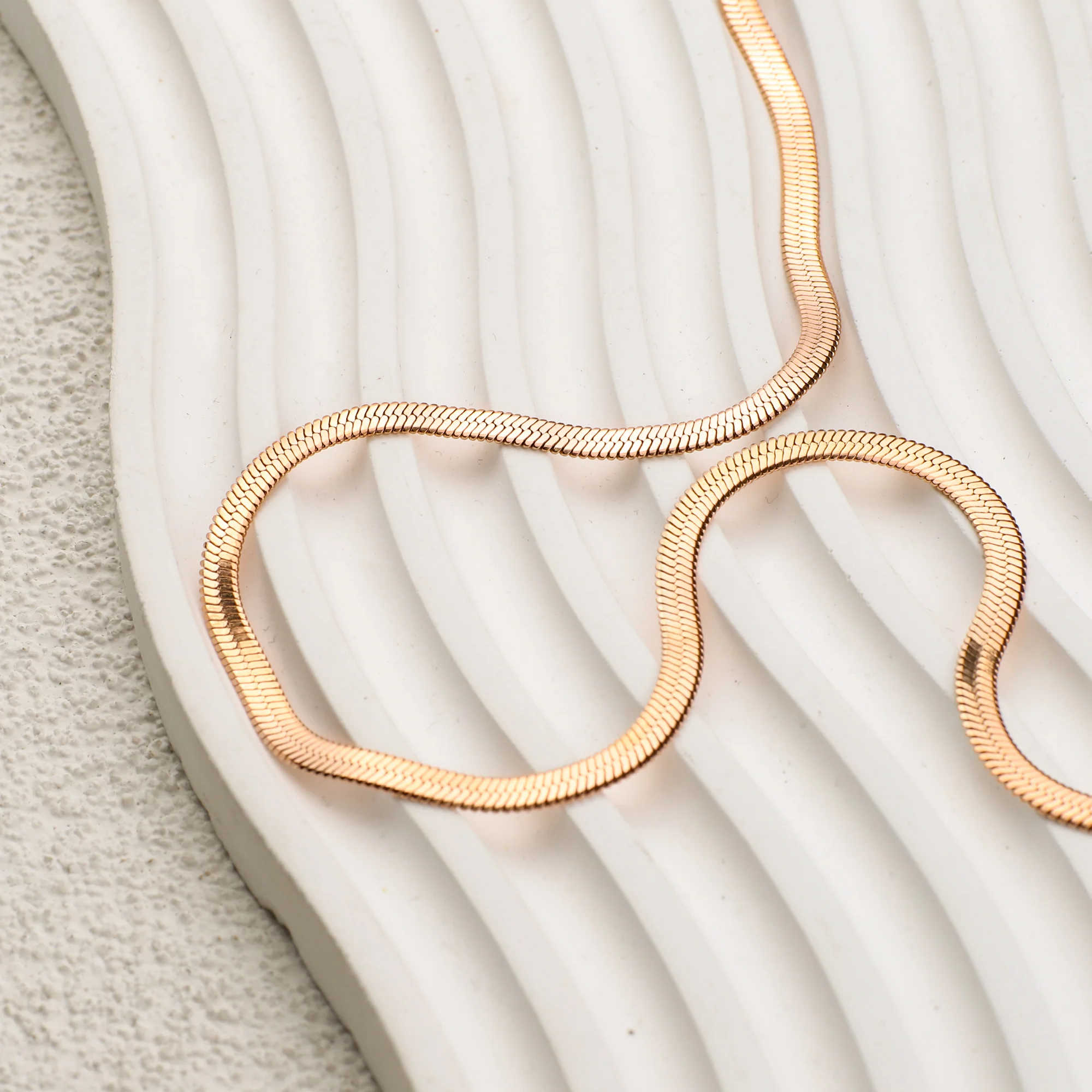 Herringbone Gold Chain Necklace - Image 37
