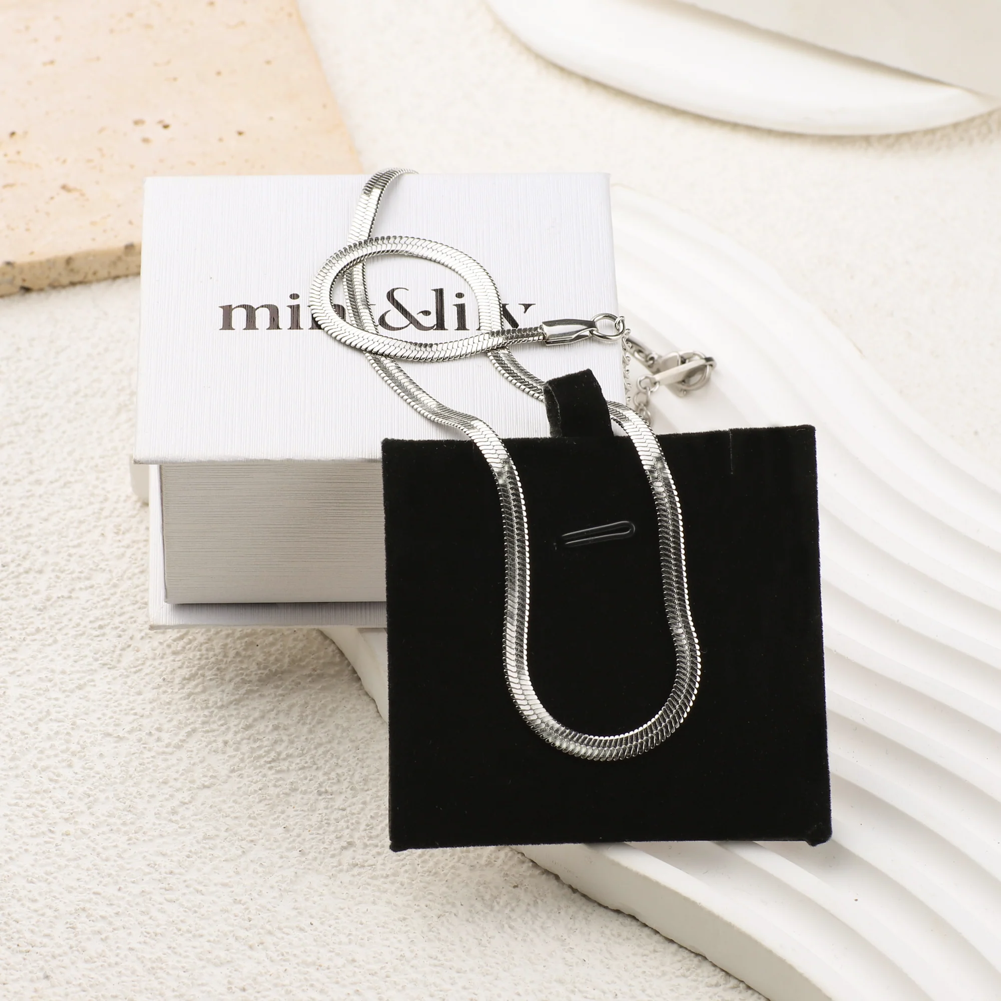 Herringbone Gold Chain Necklace - Image 38