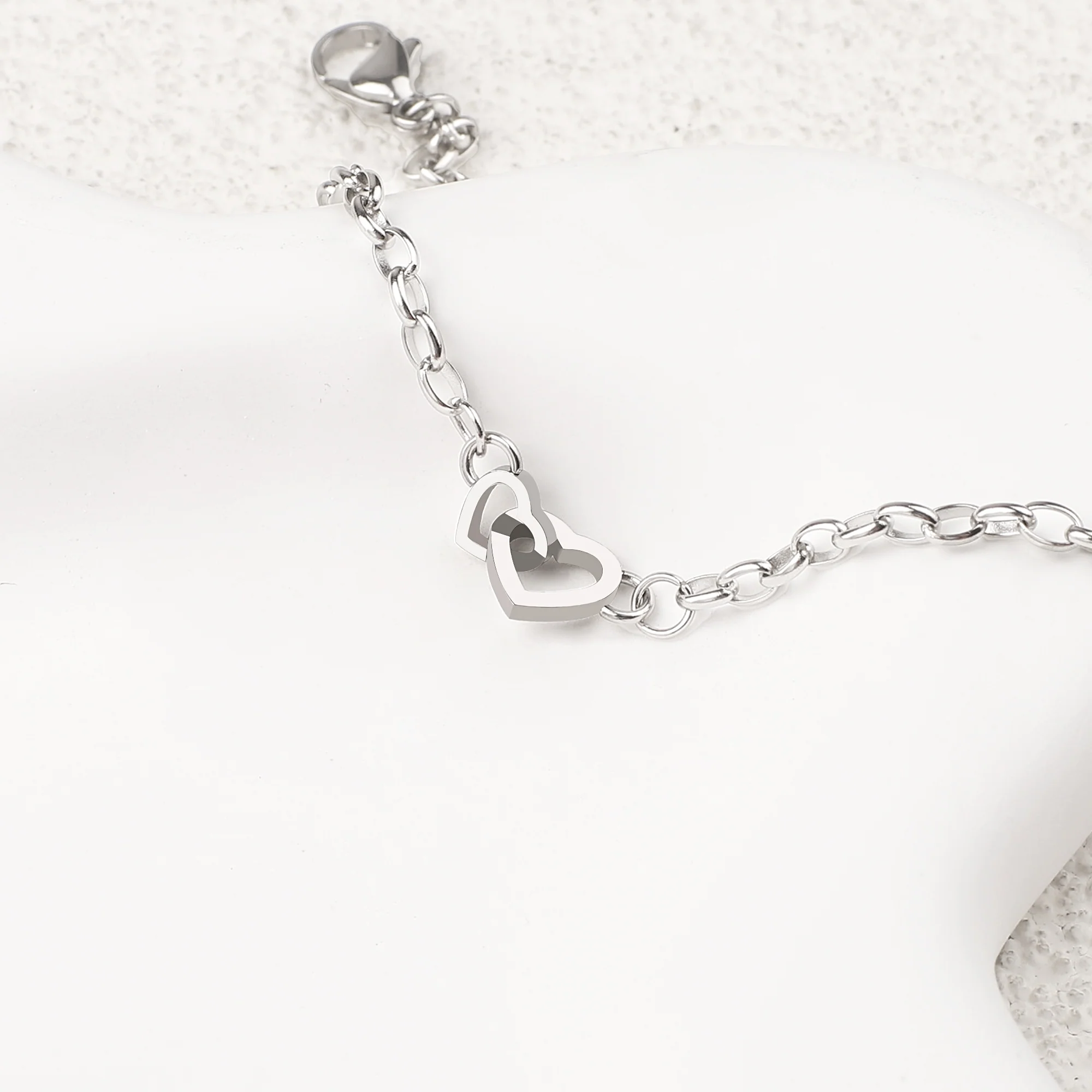 Interlocking Mini Heart Bracelet - Image 12