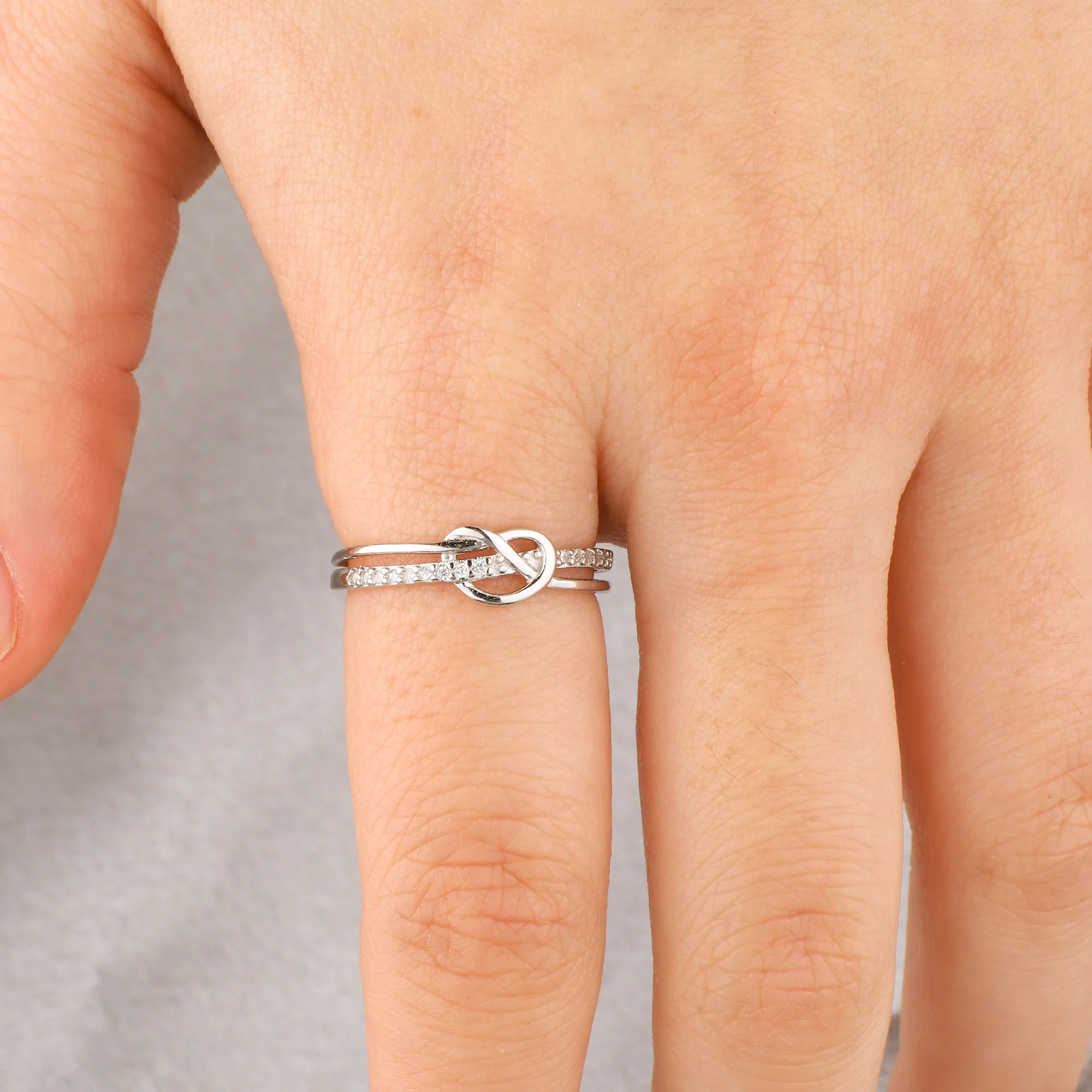 Mother & Daughter Bond Double Band Knot Ring - Image 4