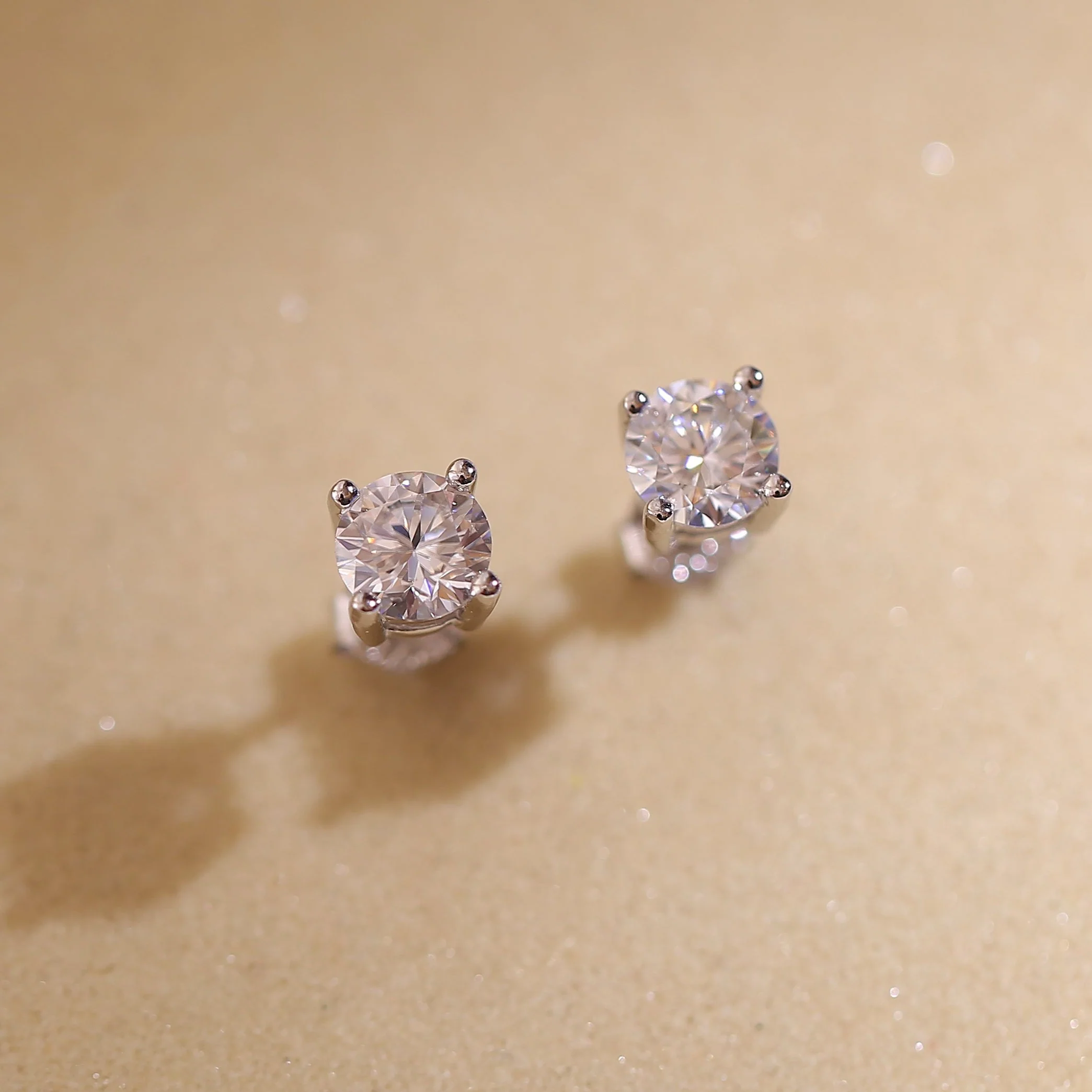 4mm Classic Solitaire Studs - Image 12