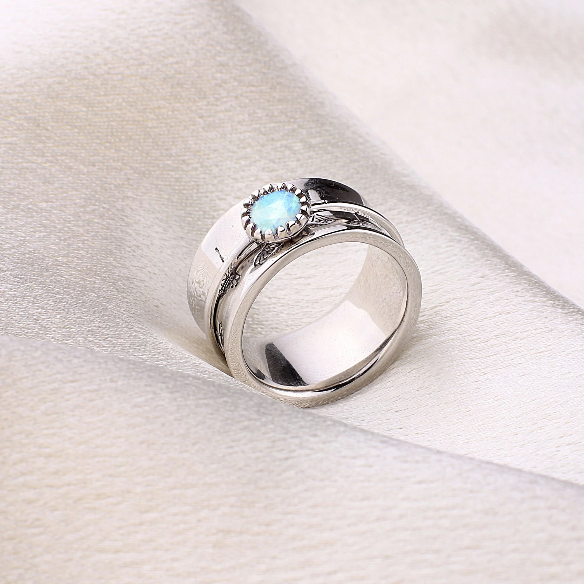 Silver Dandelion Birthstone Spinning Fidget Ring - Image 41