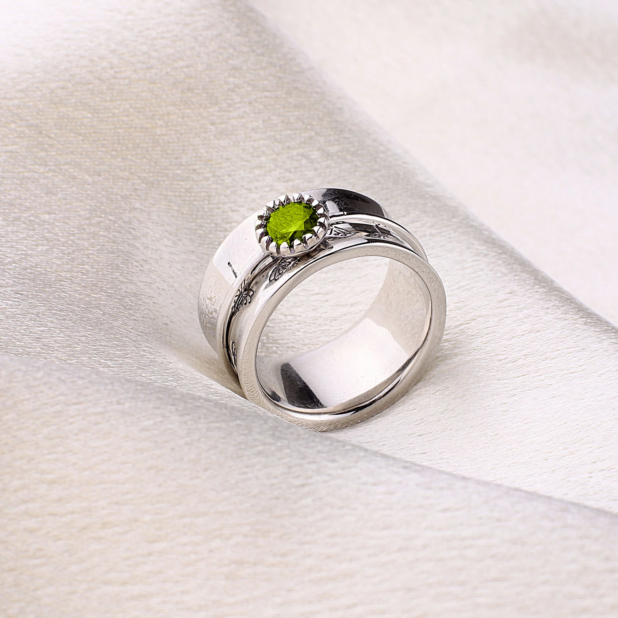 Silver Dandelion Birthstone Spinning Fidget Ring - Image 43