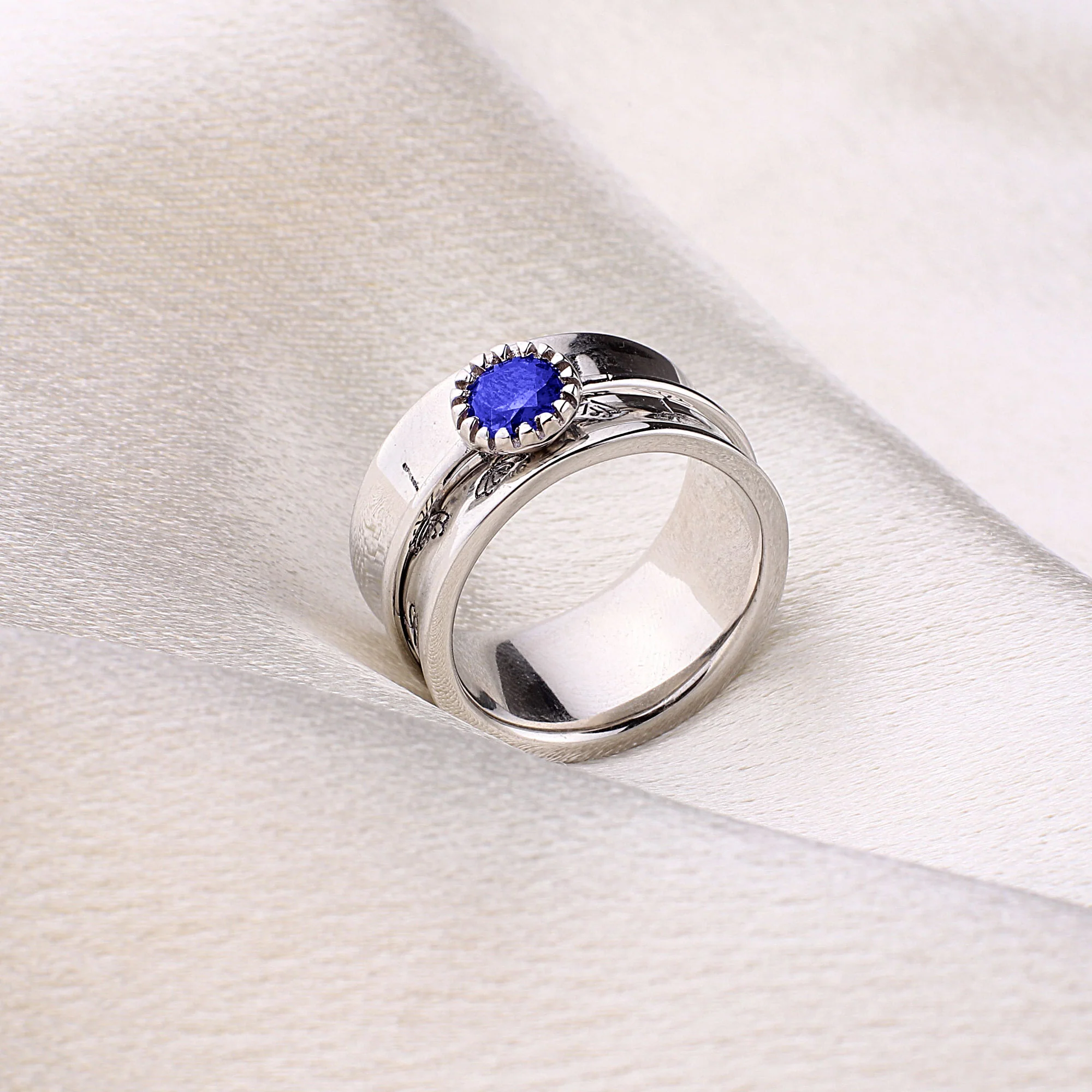 Silver Dandelion Birthstone Spinning Fidget Ring - Image 44