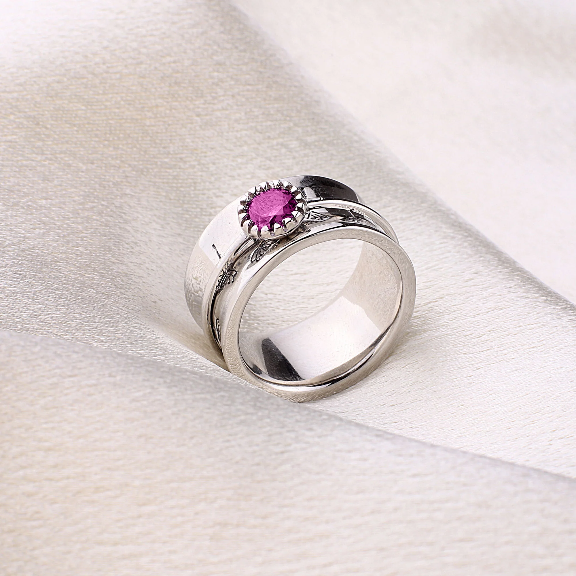 Silver Dandelion Birthstone Spinning Fidget Ring - Image 45